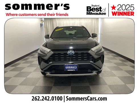 Used 2024 Toyota RAV4 SE w/ Convenience Package AWD/4WD image 8