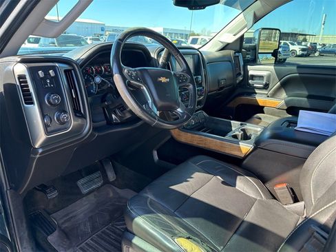 Used 2018 Chevrolet Silverado 3500 LTZ w/ Duramax Plus Package image 6