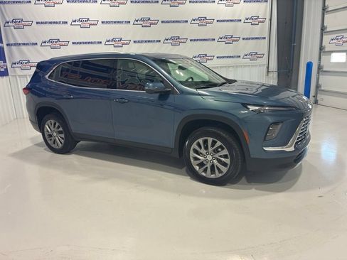 Used 2026 Buick Enclave Preferred AWD/4WD image 7