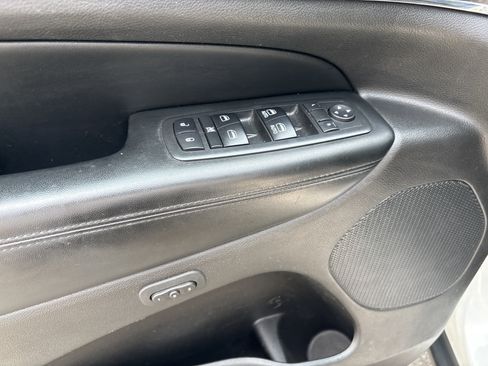 Used 2018 Jeep Grand Cherokee Limited w/ Luxury Group II AWD/4WD image 16