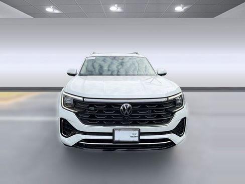 Used 2024 Volkswagen Atlas SEL Premium R-Line image 6