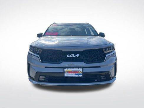 Certified 2023 Kia Sorento EX w/ Panoramic Sunroof Package image 2
