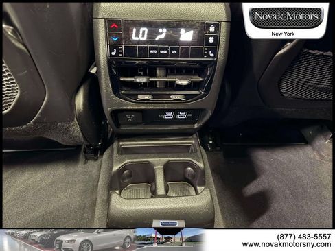 Used 2023 Jeep Grand Cherokee L Limited AWD/4WD image 15