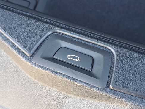 Certified 2023 BMW X5 xDrive40i w/ Premium Package image 28