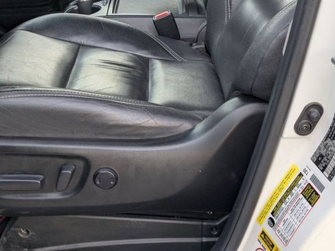 Used 2016 Toyota Sienna SE image 15