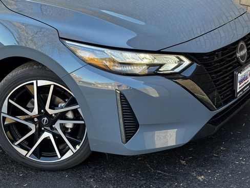 New 2025 Nissan Sentra SR image 7
