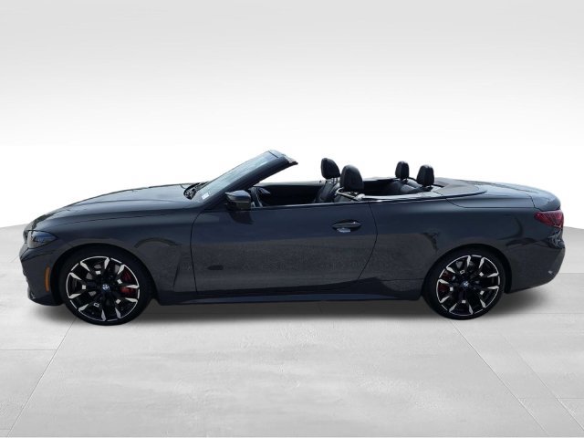 Used 2026 BMW M440i Convertible w/ Premium Package RWD image 4