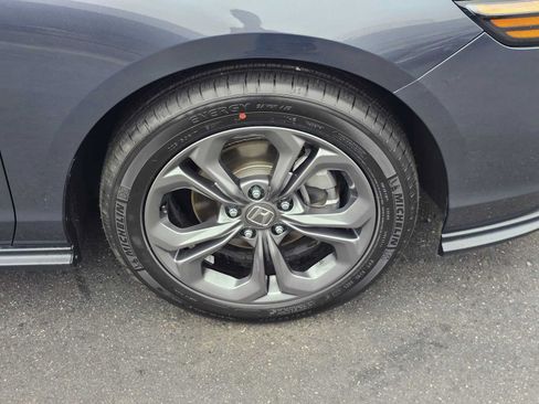 Used 2023 Honda Accord EX image 9