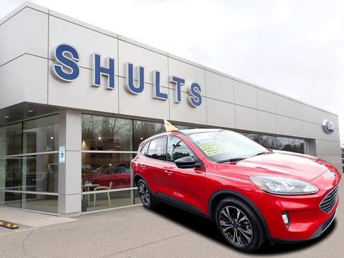 Certified 2022 Ford Escape SEL w/ SEL Stealth AWD Package image 3