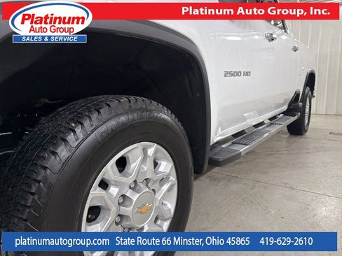 Used 2021 Chevrolet Silverado 2500 LTZ w/ LTZ Convenience Package image 42