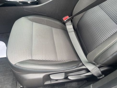 Used 2024 Chevrolet Trax LT w/ Driver Confidence Package FWD image 8