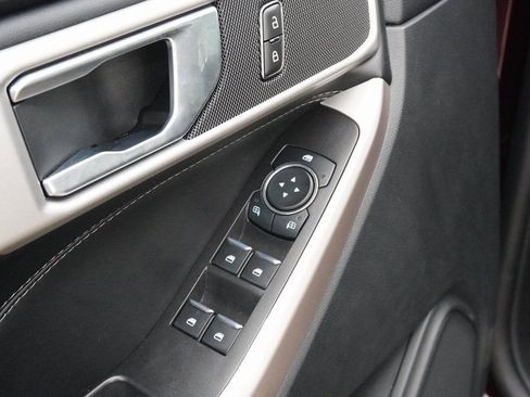 Used 2023 Ford Explorer XLT w/ Equipment Group 202A image 25