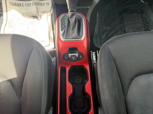 Used 2020 Jeep Renegade Trailhawk w/ UConnect 8.4 Nav Group AWD/4WD image 23