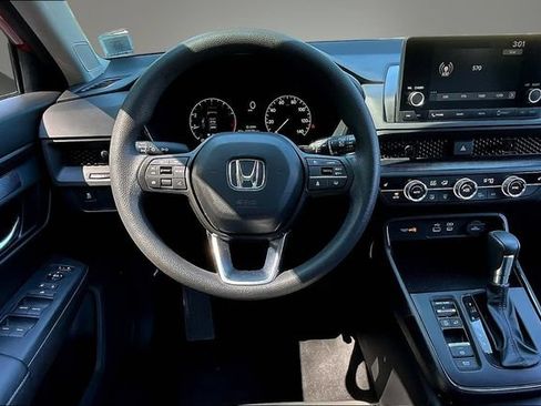 Used 2024 Honda CR-V EX image 8