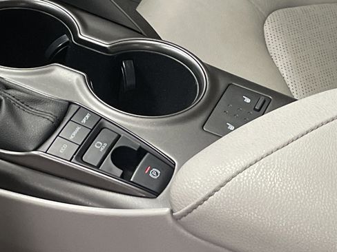 Certified 2023 Toyota Camry XSE image 29