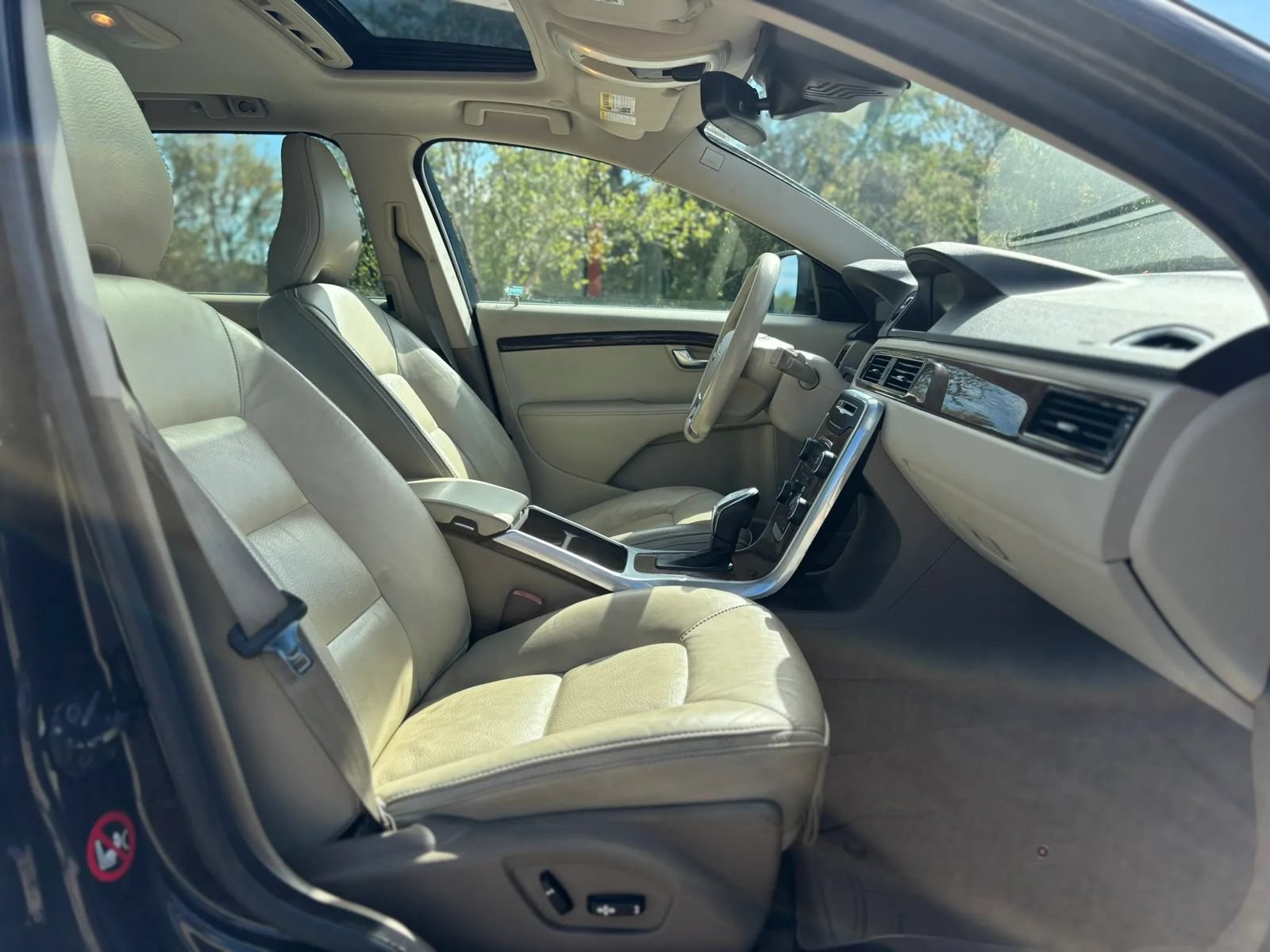 Used 2013 Volvo XC70 T6 AWD/4WD image 11