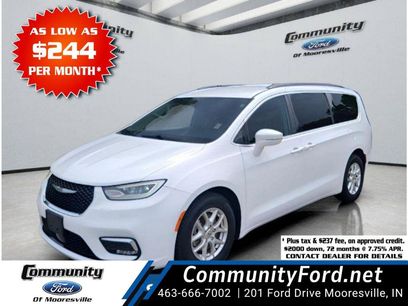 Used 2022 Chrysler Pacifica Touring-L