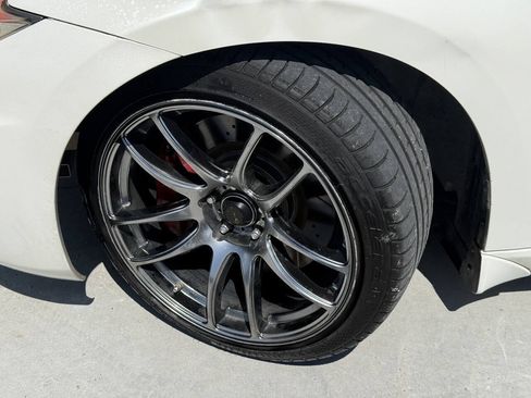 Used 2014 Nissan 370Z Coupe w/ Sport Package RWD image 5