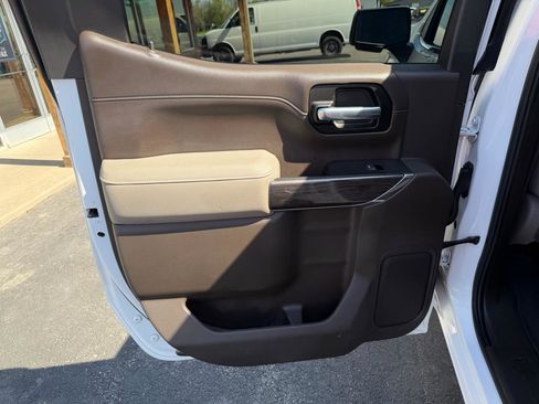 Used 2020 Chevrolet Silverado 1500 LTZ image 16