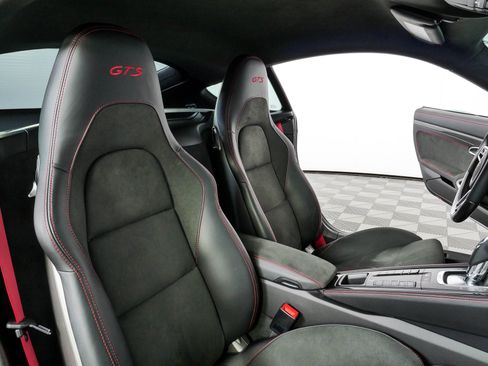 Certified 2025 Porsche 718 Cayman GTS RWD image 20