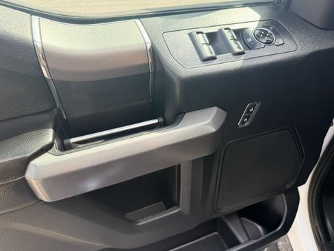 Used 2016 Ford F150 XLT w/ Equipment Group 302A Luxury AWD/4WD image 10