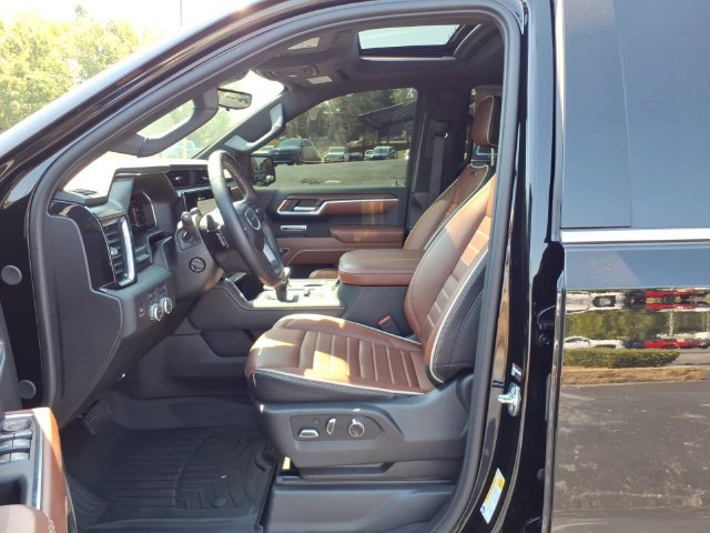 Used 2025 GMC Sierra 1500 Denali Ultimate AWD/4WD image 4
