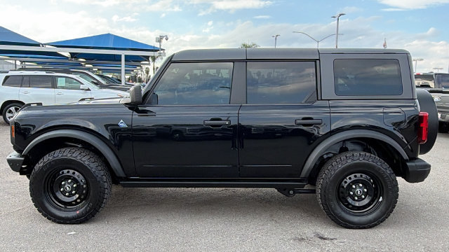 Certified 2022 Ford Bronco Black Diamond AWD/4WD image 8