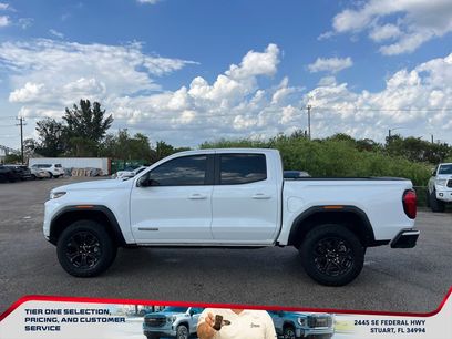 Used 2025 GMC Canyon Elevation