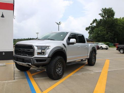 Used 2019 Ford F150 Raptor w/ Equipment Group 802A Luxury AWD/4WD image 7