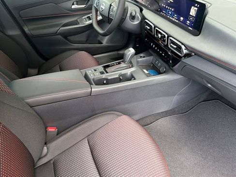 New 2027 Nissan Sentra SR w/ SR All Weather Package FWD image 16