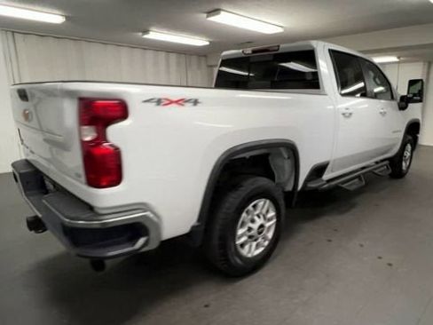 Certified 2024 Chevrolet Silverado 2500 LT w/ Convenience Package AWD/4WD image 8