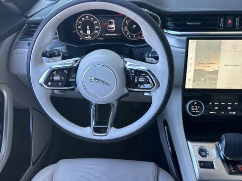 New 2026 Jaguar F-PACE R-Dynamic S AWD/4WD image 13