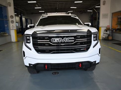 Used 2023 GMC Sierra 1500 AT4 w/ Technology Package AWD/4WD image 2