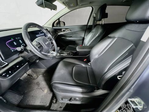 Certified 2025 Kia Sportage EX w/ Premium Package FWD image 13