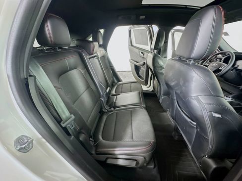 Used 2023 Ford Escape ST-Line w/ Tech Pack #1 FWD image 10