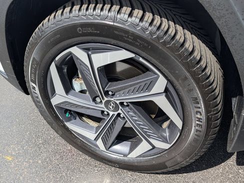 Used 2024 Hyundai Tucson Limited AWD/4WD image 19