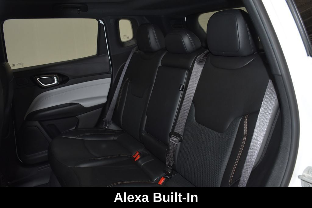 Used 2023 Jeep Compass Limited w/ Elite Group AWD/4WD image 29