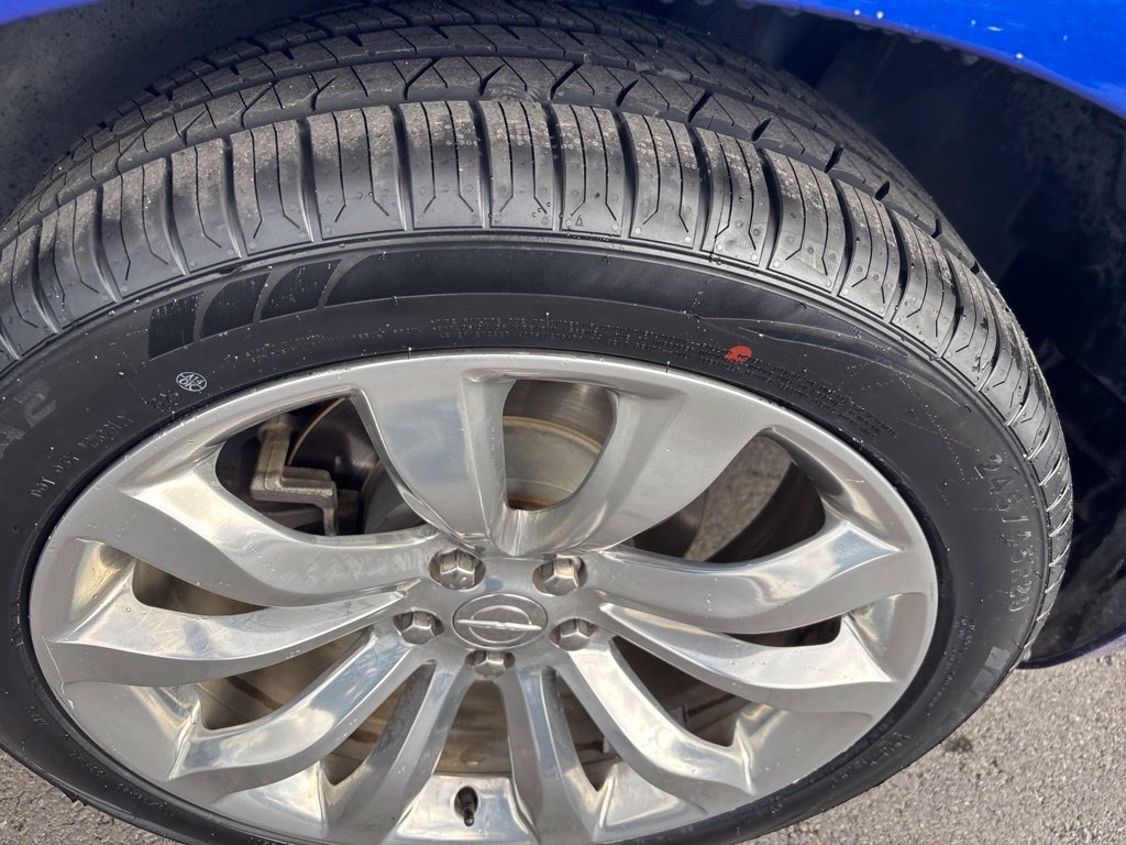 Used 2019 Chrysler 300 Limited w/ Safetytec Plus Group RWD image 17
