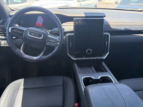 Used 2024 GMC Acadia Elevation w/ Luxury Package FWD image 7