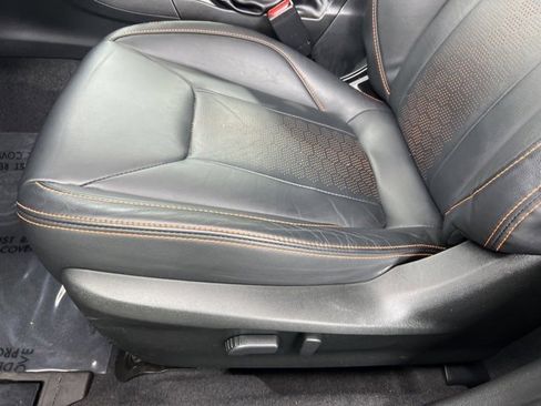 Used 2023 Subaru Crosstrek 2.5i Limited w/ Moonroof Package image 14