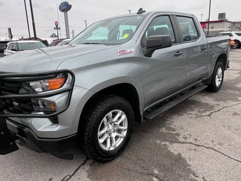 Used 2024 Chevrolet Silverado 1500 W/T w/ Z71 Off-Road Package image 5