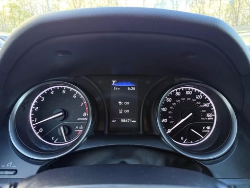 Used 2021 Toyota Camry SE FWD image 15