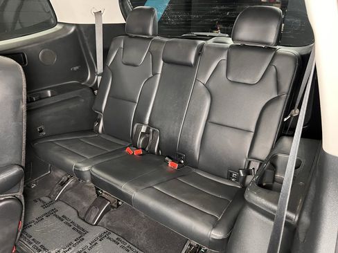 Used 2022 Kia Telluride SX w/ SX Prestige Package image 13