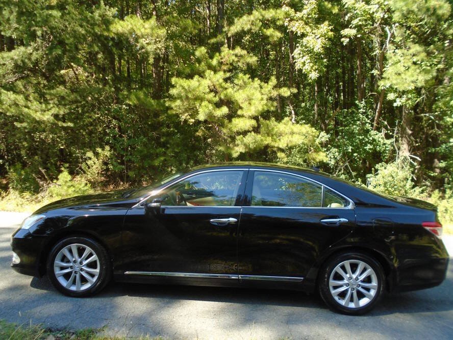Used 2010 Lexus ES 350 w/ Preferred Accessory Package FWD image 8