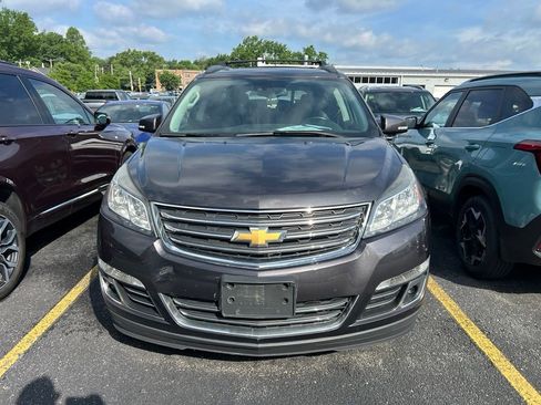 Used 2015 Chevrolet Traverse LTZ AWD/4WD image 3