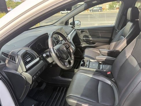 Used 2025 Honda Odyssey Sport-L image 11
