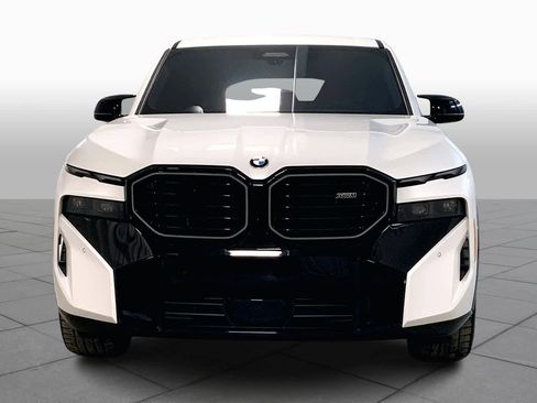 Used 2025 BMW XM image 4