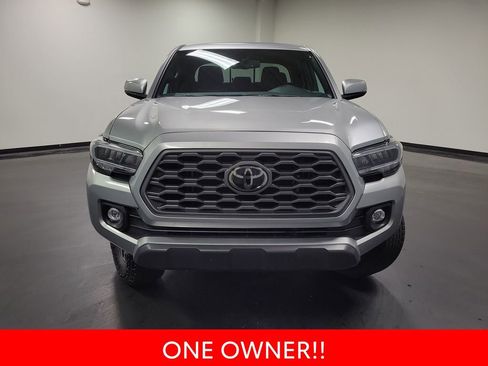 Used 2023 Toyota Tacoma TRD Off-Road AWD/4WD image 3