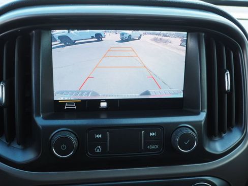 Used 2022 GMC Canyon AT4 w/ Trailering Package image 24