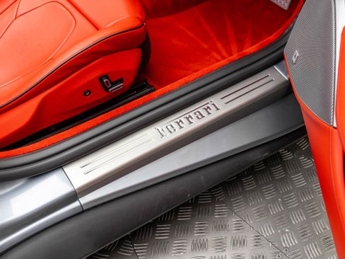 Certified 2019 Ferrari Portofino RWD image 45